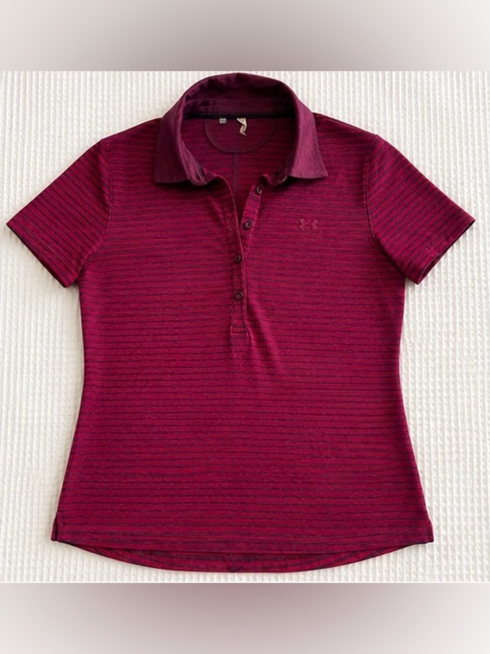Under Armour Women’s Short-Sleeve Heat Gear Polo in Striped Burgundy